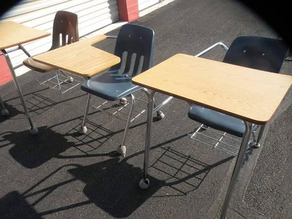 i have 2 school desks for $25.jpg